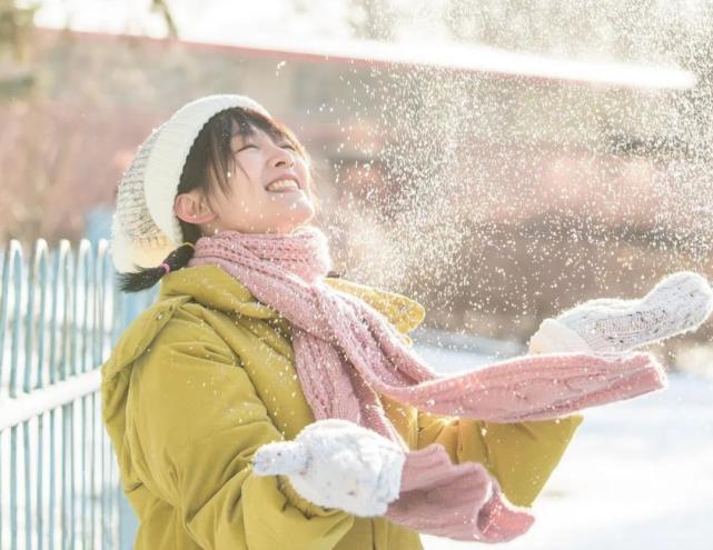 东北零下二十几度的公交车里全是雪，寒冬中的独特景象