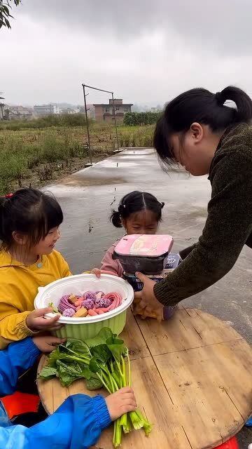 孩子们，猜猜谁死了——一则关于生命与真相的故事