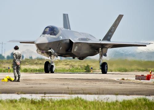 F-35坠毁后美空军禁止观看传播视频，背后隐藏了什么？