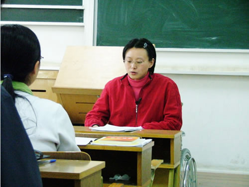 惊爆！女子疯狂索要补偿，已婚教授深陷漩涡终被判刑，真相令人瞠目！